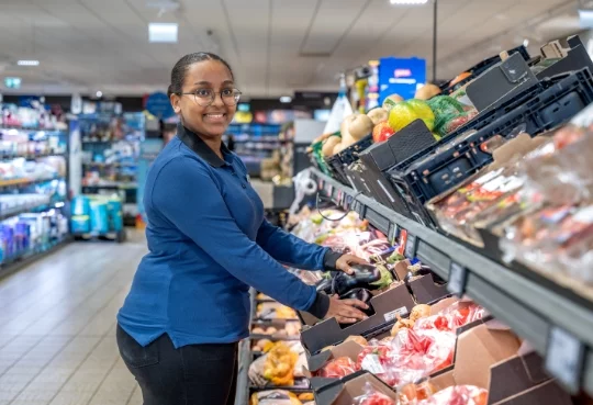 Unisciti al Team ALDI: Opportunità di Lavoro nella Grande Distribuzione