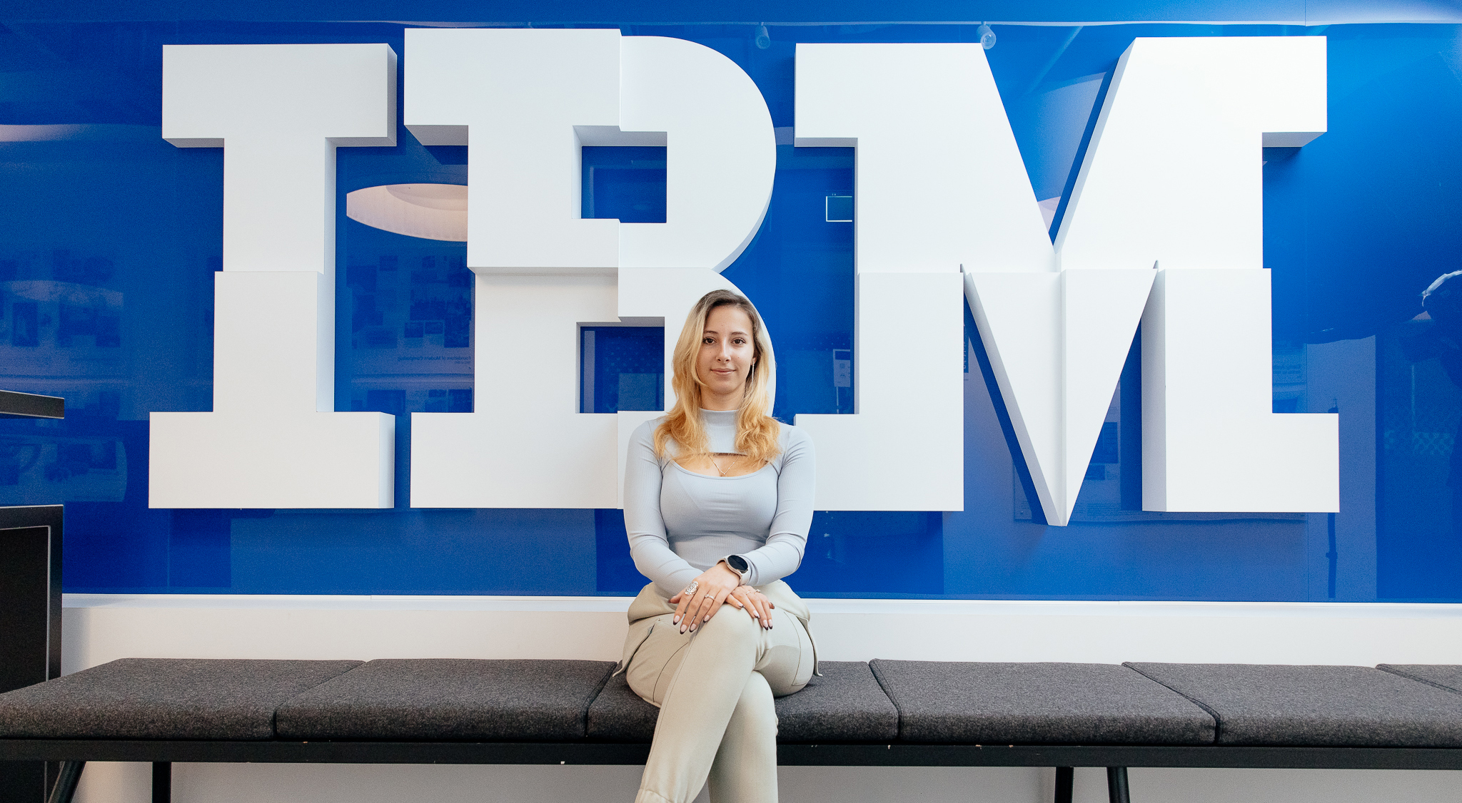 Oportunidades de trabajo en IBM Trabaja en IBM: Impulsa tu carrera hacia el futuro.