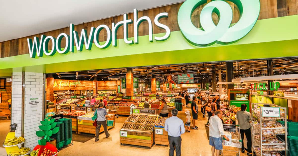Secrets to stand out in a job interview at Woolworths